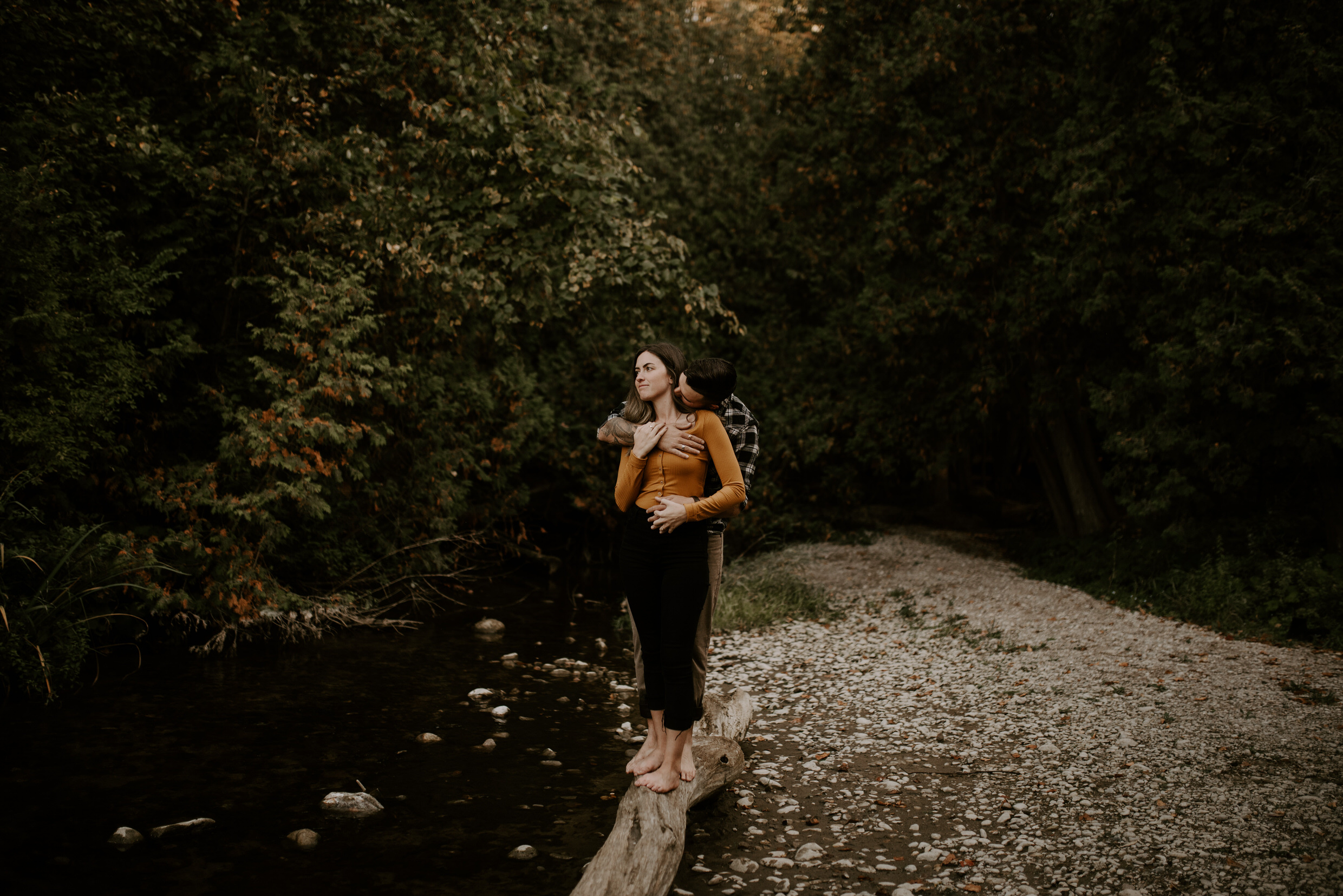 Muskoka Engagement Session - embrace on the log