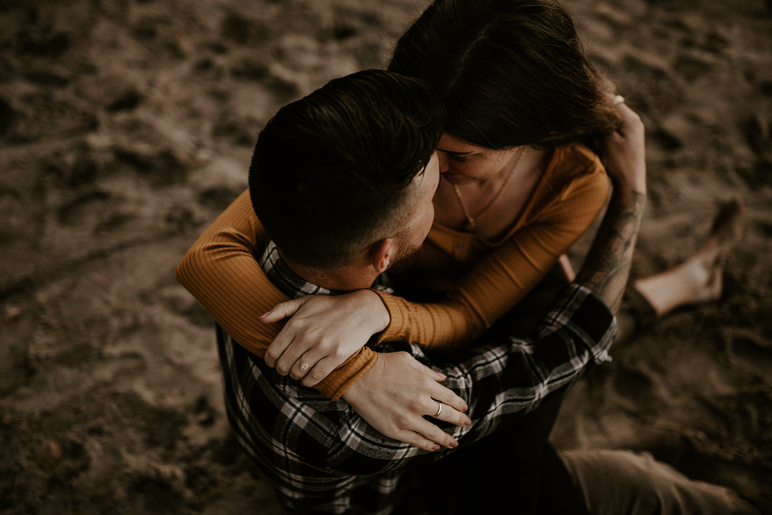 Muskoka Engagement Session - hugs on the beach